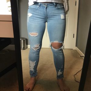 Light wash distressed jeans